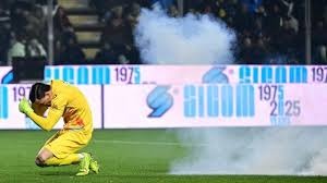 戴维对乌迪内斯的进球被吹越位，但VAR划线似乎存在问题